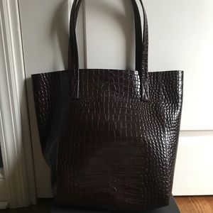 Women’s leather croc embossed tote.